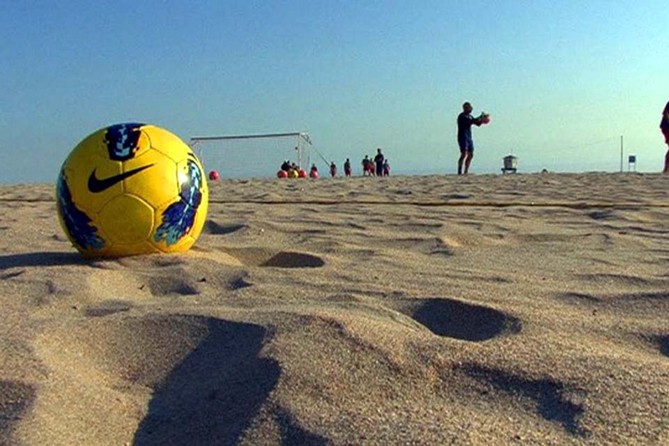 Primeiro Mundial de Futebol de Areia Raiz começa na próxima terça