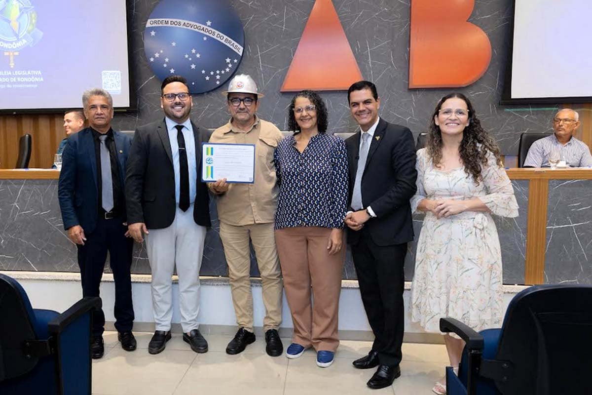 Deputado Cássio Gois realiza Sessão Solene em homenagem a ACS, agentes de endemias e personalidades de destaque em Rondônia