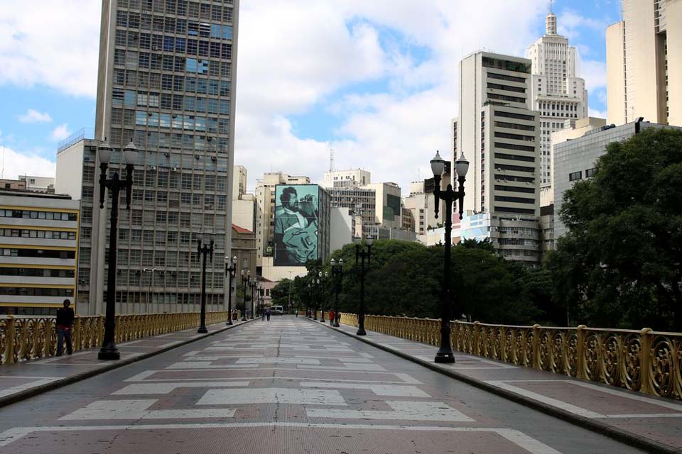 Taxa de isolamento fica em 55% no estado de São Paulo. Capital tem 57%