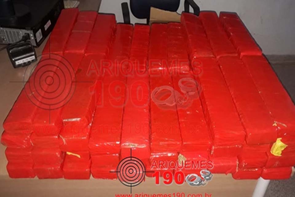 Força Tática apreende 70 kg de Maconha arma e munições em Ariquemes