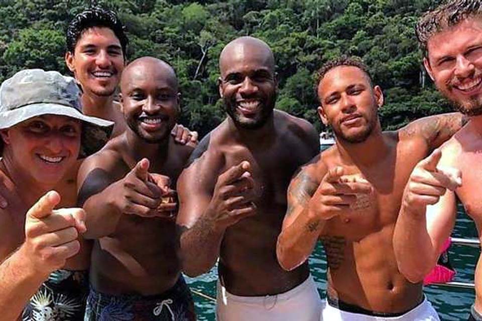 Grupo de amigos de Neymar e Luciano Huck anunciam doações para ajudar no combate ao covid-19