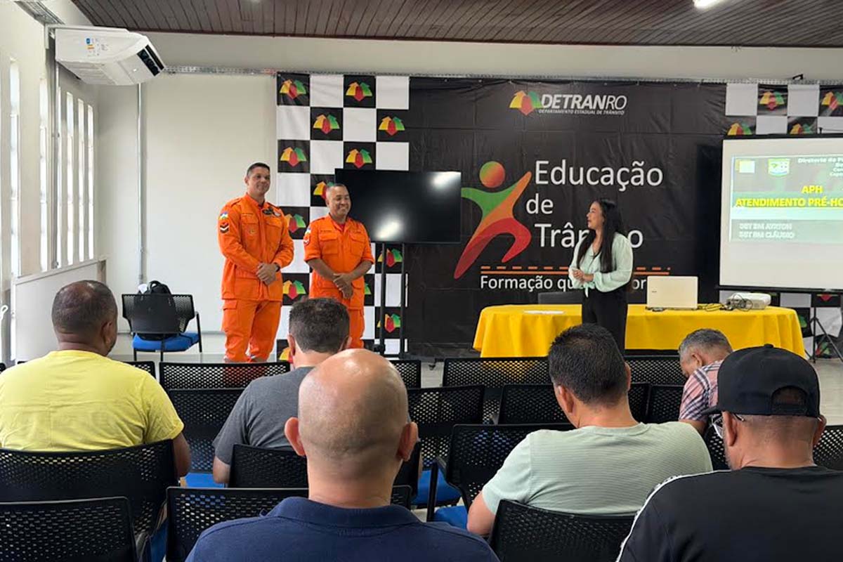 Motoristas do Detran-RO participam de capacitação sobre primeiros socorros e combate a incêndio