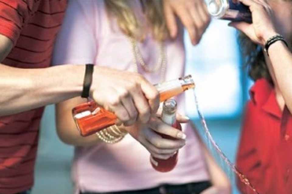 Consequências do consumo excessivo de álcool na adolescência