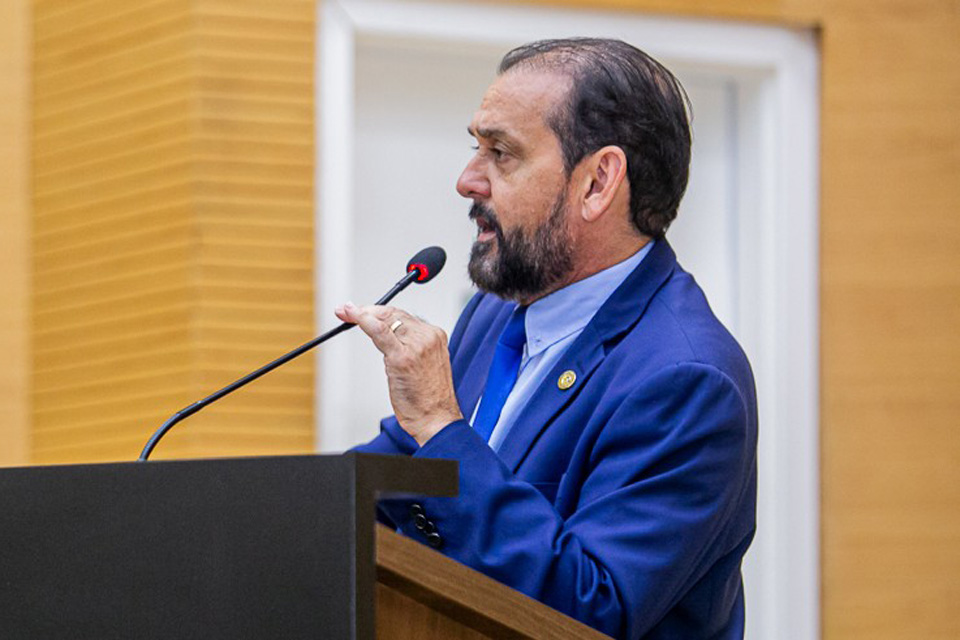 Deputado Laerte Gomes confirma R$ 500 mil em emendas para fortalecer agricultura familiar em Costa Marques