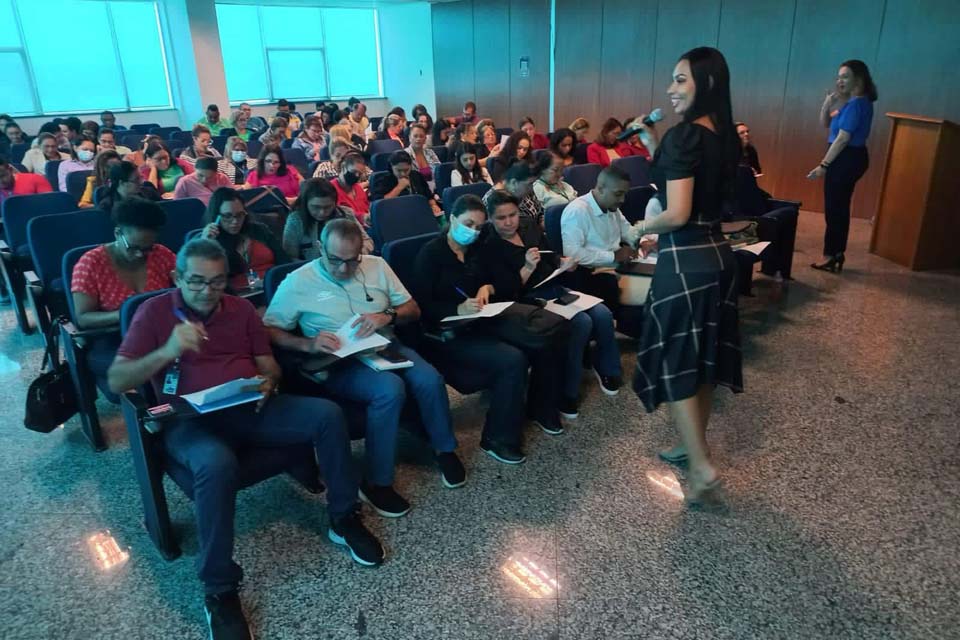 Professora da rede estadual de educação de Rondônia tem artigo publicado em revista internacional