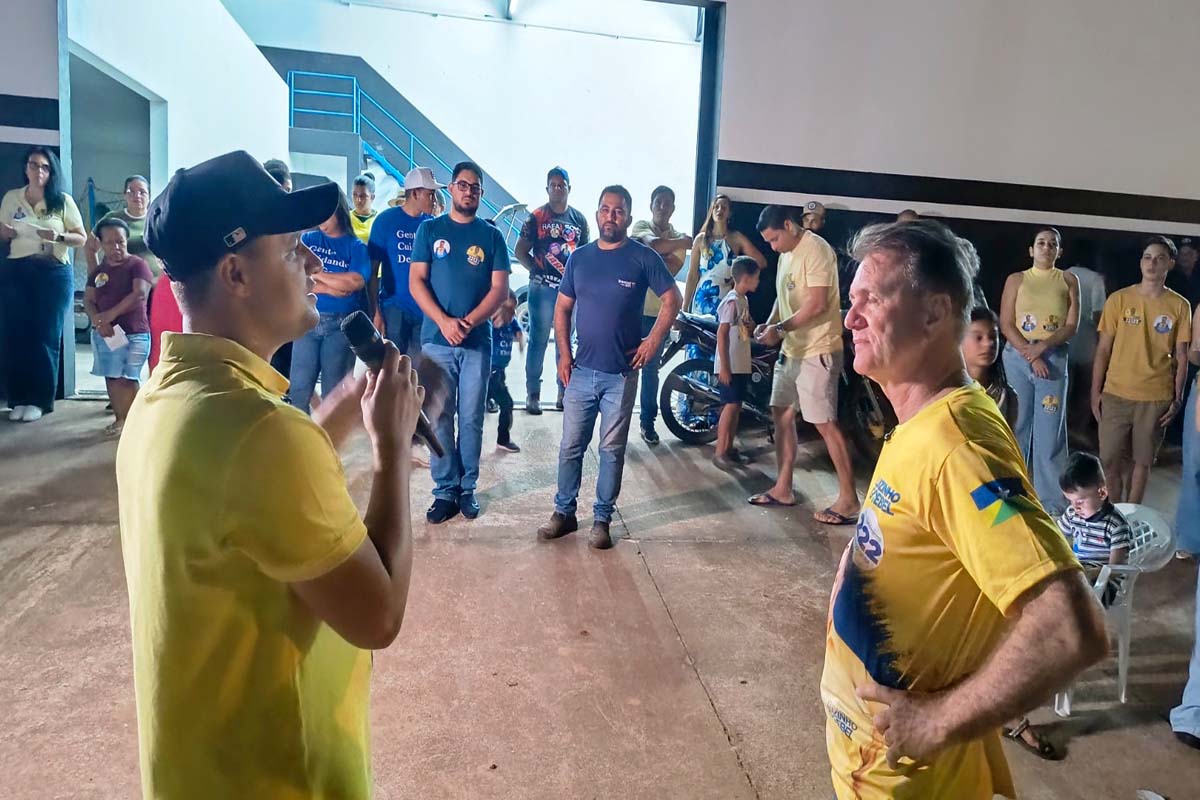 Prefeito de Chupinguaia mostra força politica em ato de apoio à reeleição do deputado estadual Luizinho Goebel