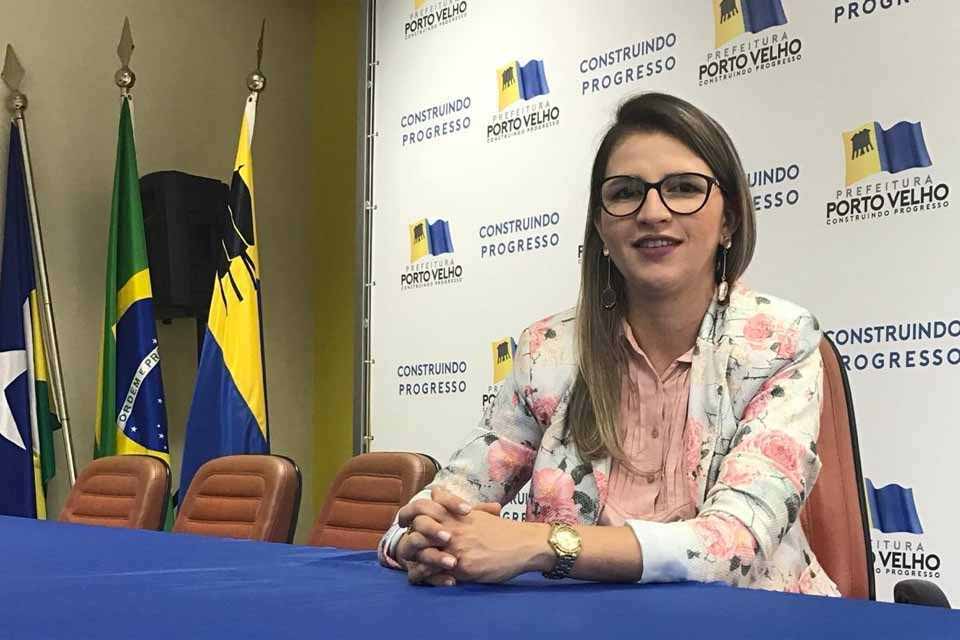 Câmara de Porto Velho concede Título de Cidadã Honorária à professora Gláucia Negreiros