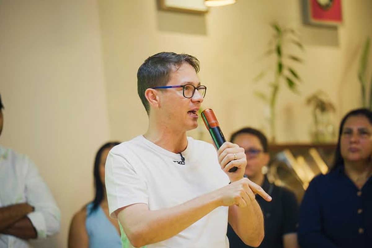 Ao lado de lideranças estaduais, Fernando Vilas da Blueray participa de reunião estratégica em Ariquemes