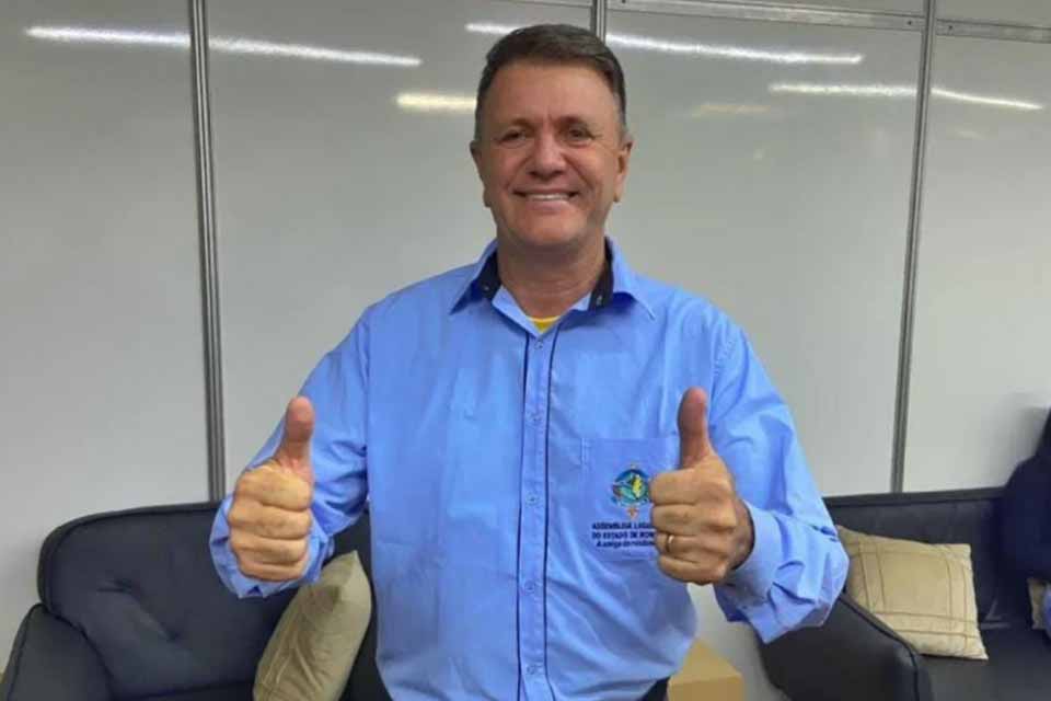 Deputado Luizinho Goebel indica aquisição de viatura para atender escritório da Emater em Machadinho do Oeste