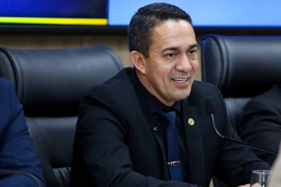 Eyder Brasil solicita regularização fundiária para famílias do Bairro Socialista em Porto Velho