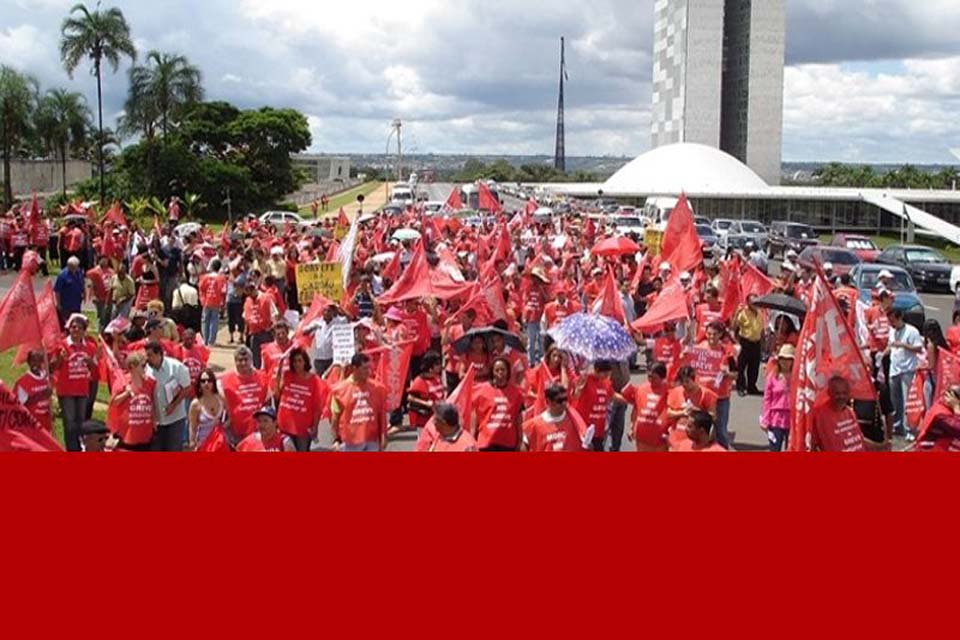Sindsef na luta pela valorização das carreiras PGPE, CPST e tabelas correlatas onde encontram a maioria dos servidores federais