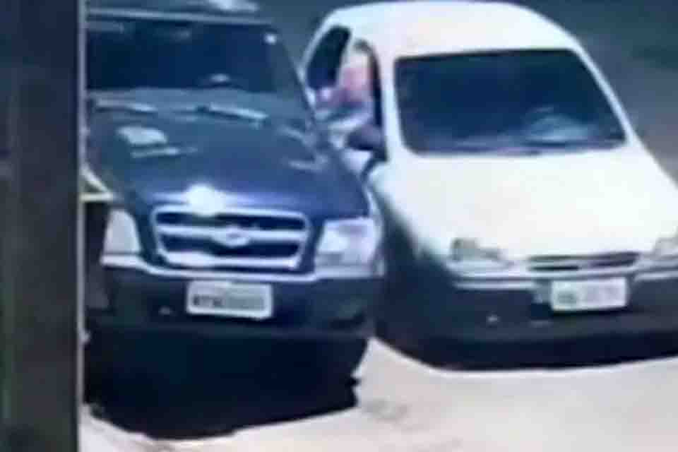 Bandidos são flagrados na madrugada furtando S10 na zona leste