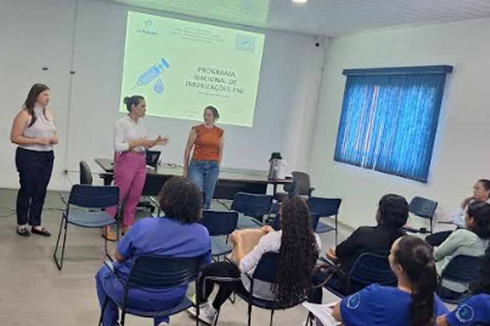 Prefeitura de Ji-Paraná inicia atualização para vacinadores com foco na rotina das salas de vacinação