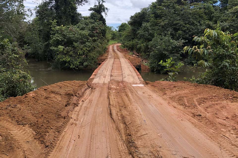 Distrito de Rio Pardo é contemplado com ponte de 30 metros de extensão