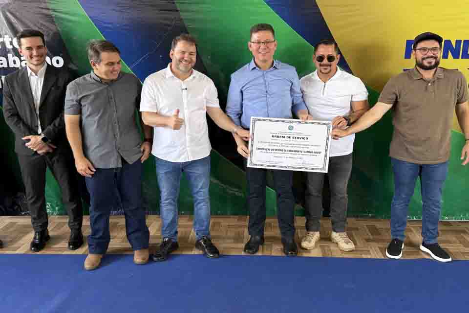 Alex Redano, participa da assinatura da ordem de serviço para construção do Centro de Treinamento das Forças de Segurança