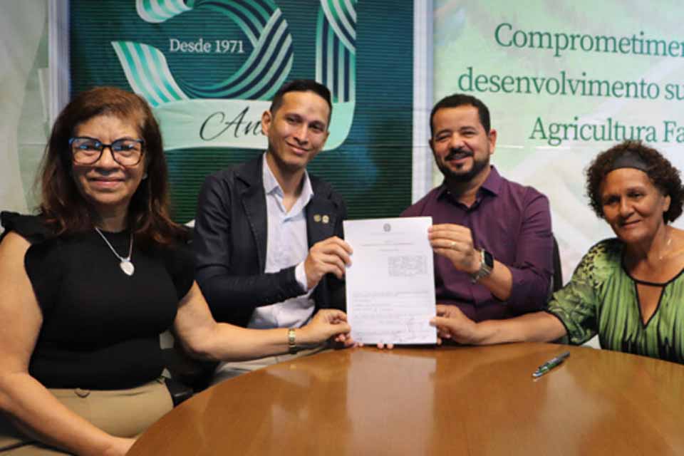 Acordo firmado pelo governo de Rondônia facilita acesso de agricultores familiares a benefícios de previdência social
