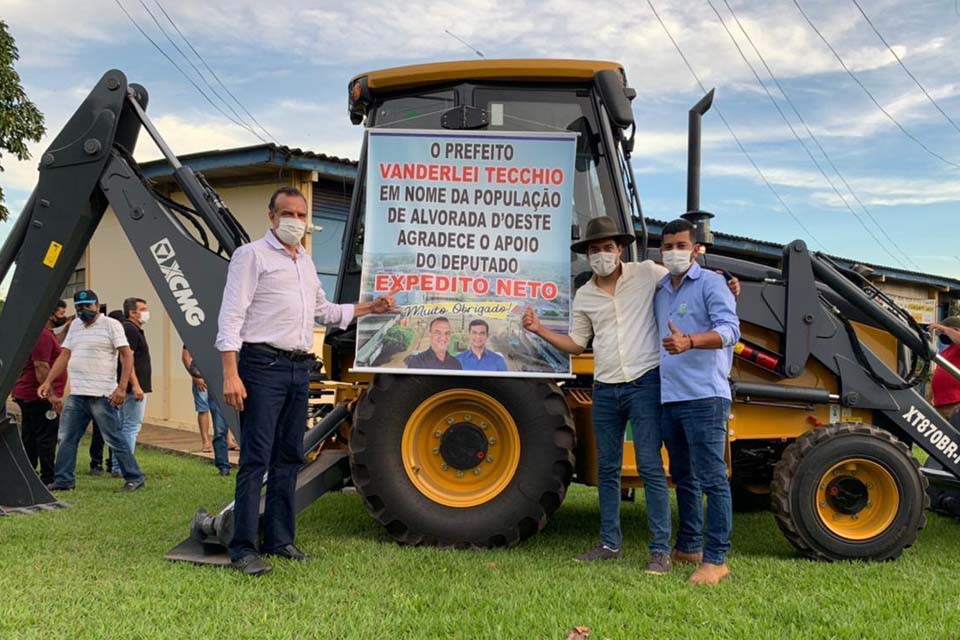 Deputado Federal Expedito Netto anuncia novos investimentos para o município de Alvorada do Oeste