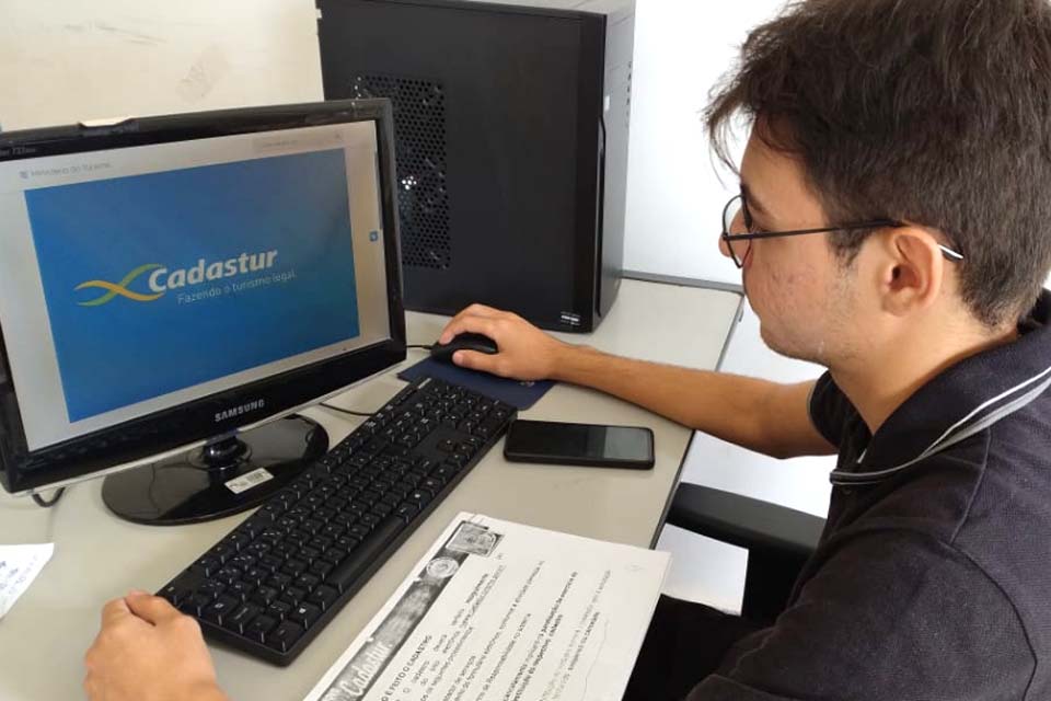 Gerência de Turismo de Rolim de Moura mobiliza empresas para atualização do Cadastur