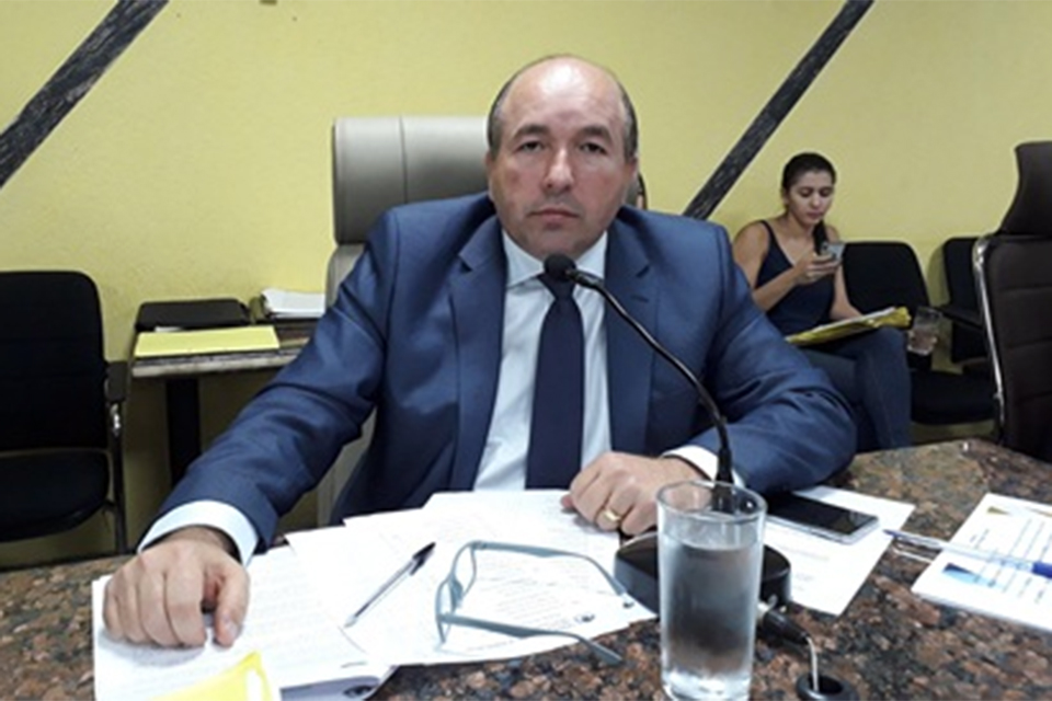 Vereador Edwilson Negreiros solicita e obtém obras da Prefeitura de Porto Velho no Bairro Aeroclube