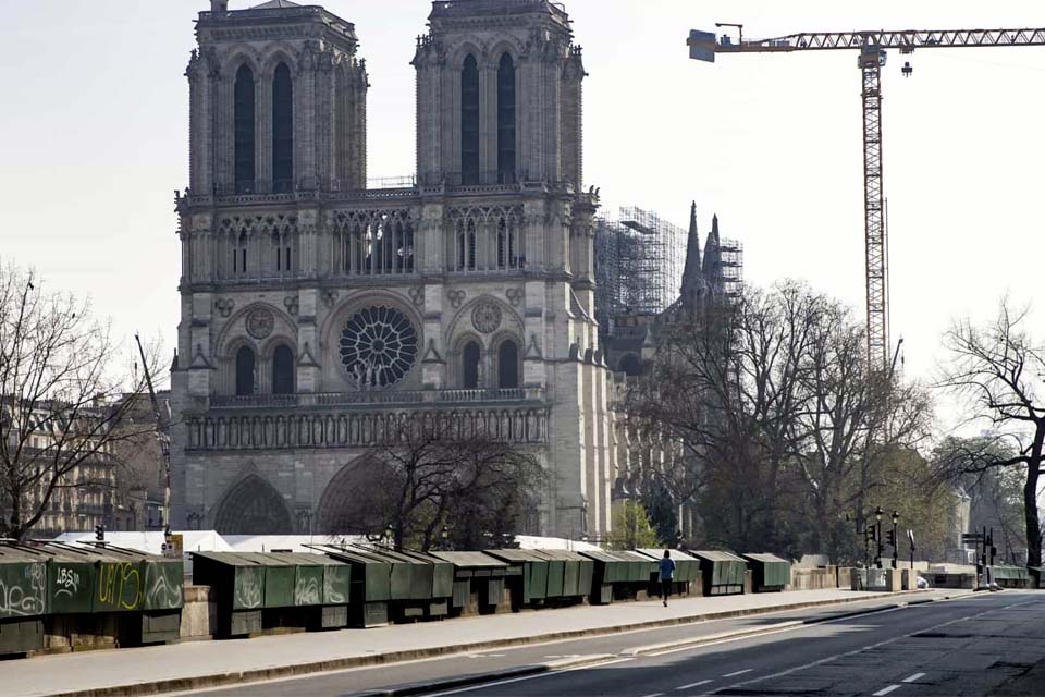 Covid-19: França regista novo recorde com 509 mortos em 24 horas