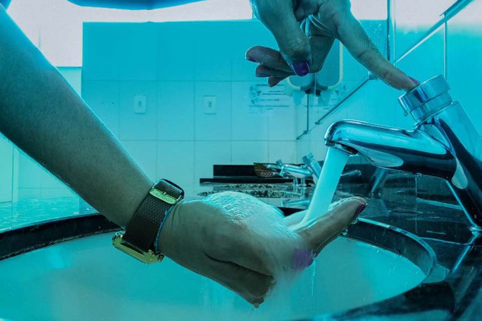 Workshop itinerante reforça a importância da higiene das mãos na prevenção de infecções