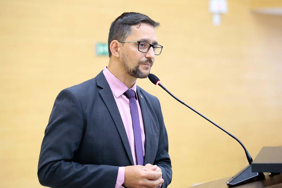 Em resposta ao Deputado Anderson, SEDAM concederá descontos de 20% a 35% e parcelamento de multas em até 60 vezes