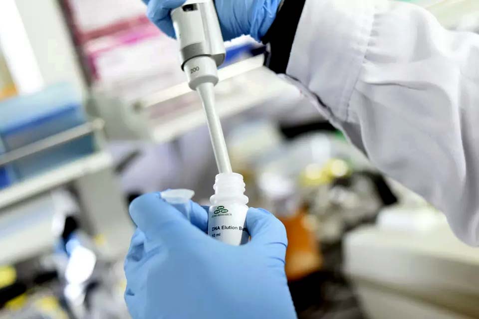 Laboratório chinês acredita que pode deter pandemia 'sem vacina'