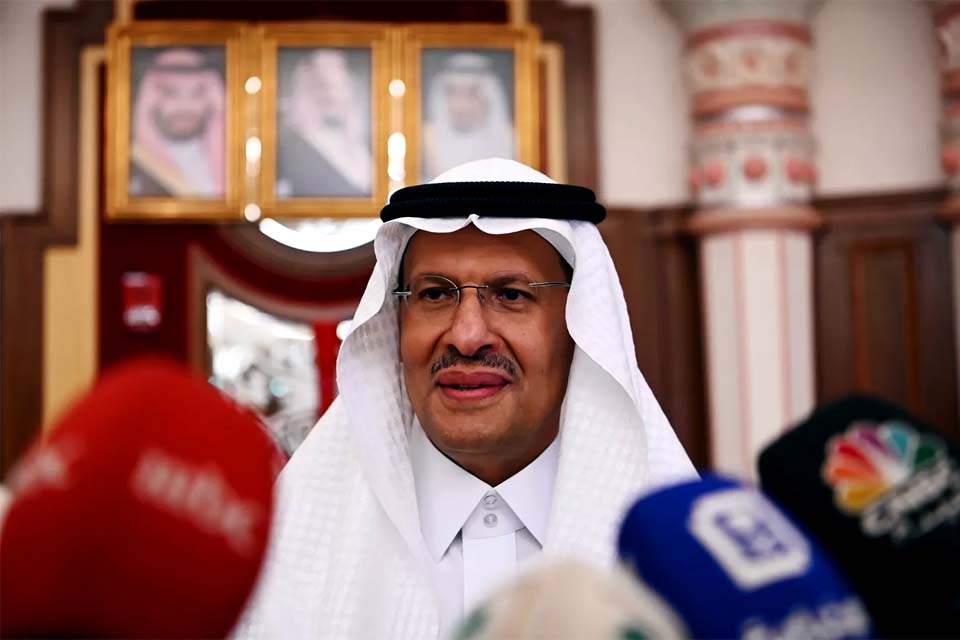 Arábia Saudita diz que retomou parte da produção em instalações atingidas por ataque