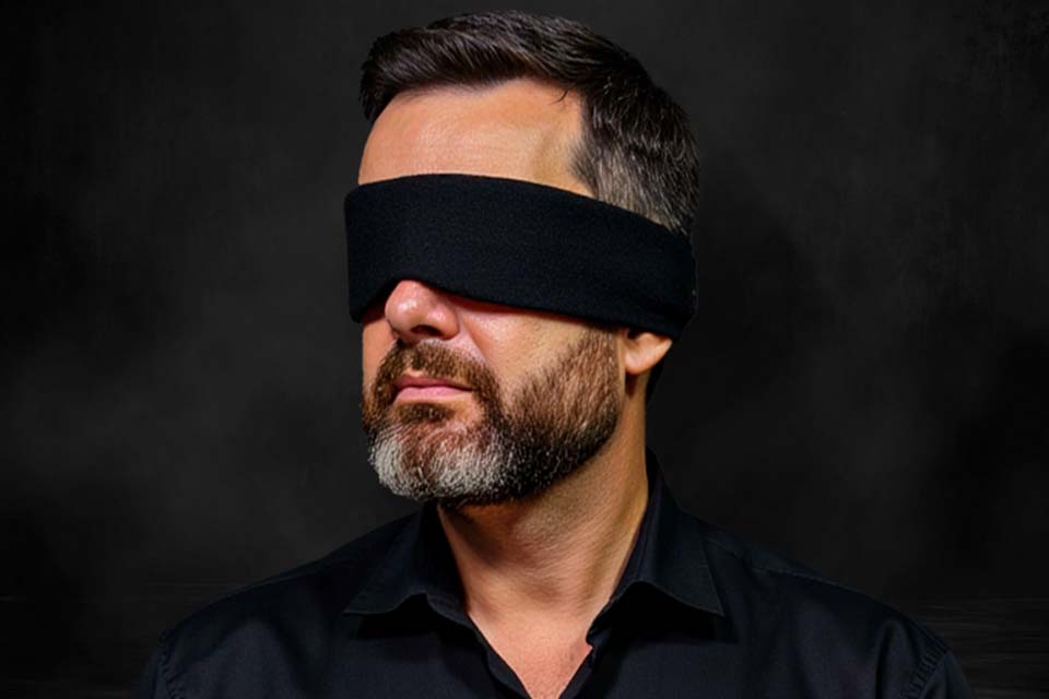 O verdadeiro diagnóstico político despreza elogios e críticas para ver a realidade como ela é - por; Ivan Lara