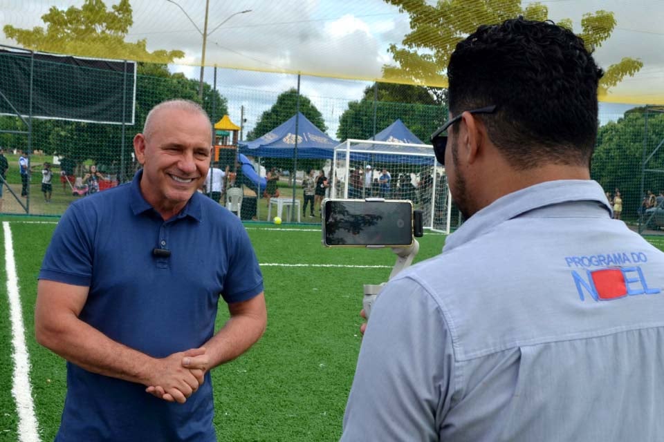 Ezequiel Neiva fortalece prática esportiva e convivência comunitária com entrega de campos society