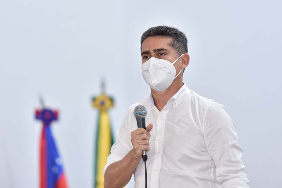 Dificuldade de acesso agrava crise sanitária em Manaus, diz prefeito