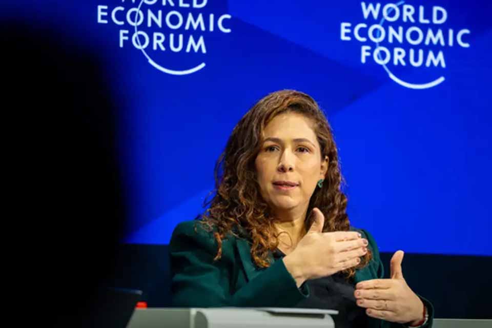 Em Davos, Esther Dweck defende integração da América Latina