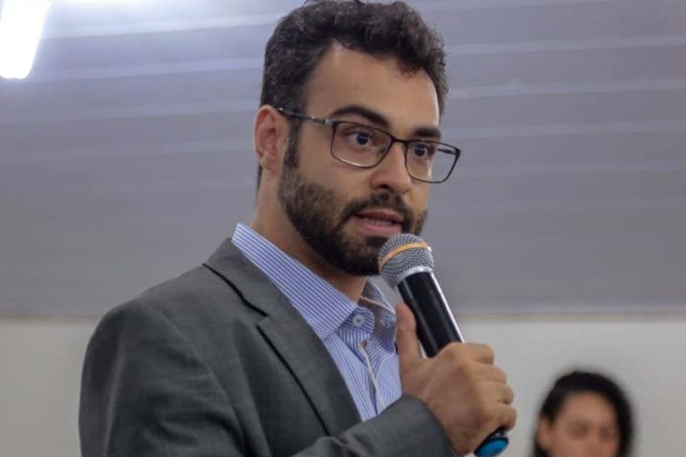 Vinícius Miguel denuncia ao TCU ocultamento de dados pelo Ministério da Saúde