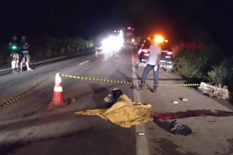 Motociclista morre em colisão com viatura da PM na BR-364