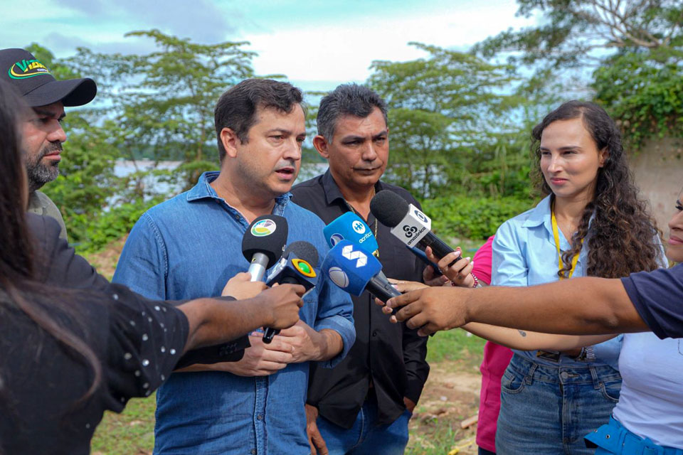 Prefeitura de Porto Velho disponibiliza Barco Saúde para atender Nazaré e outras comunidades atingidas pela cheia do Madeira