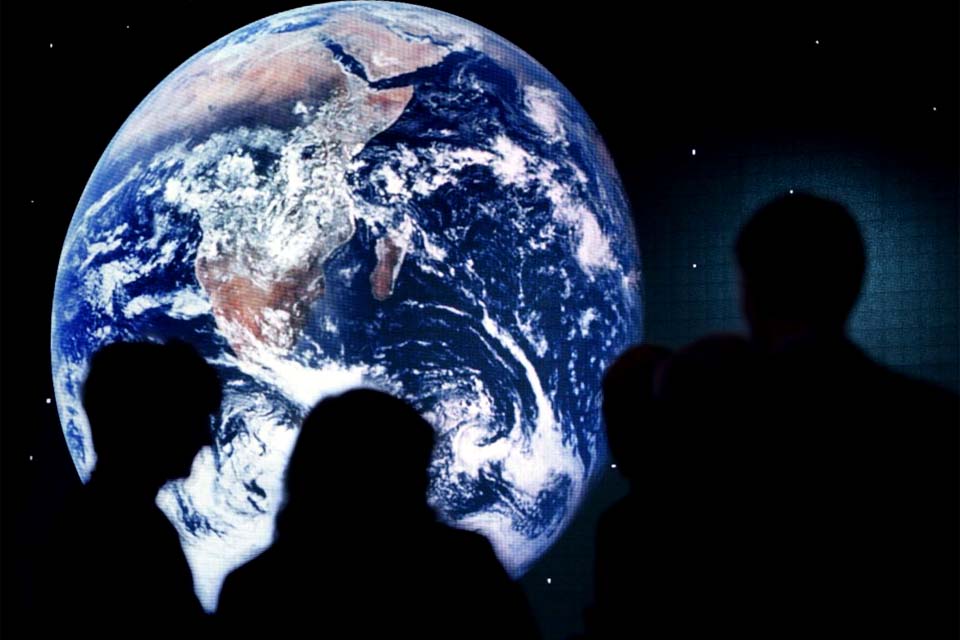 Nasa anuncia descoberta de planeta do tamanho da Terra