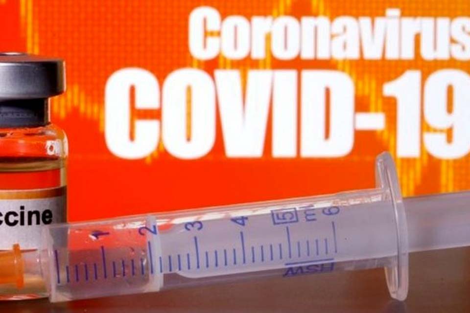 Plano de vacinação contra a Covid-19 nos EUA prevê primeiras doses em novembro