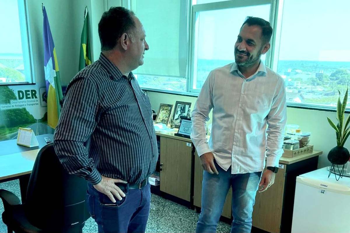 Após solicitação do deputado Pedro Fernandes e da comunidade, DER realiza manutenção na RO-101  