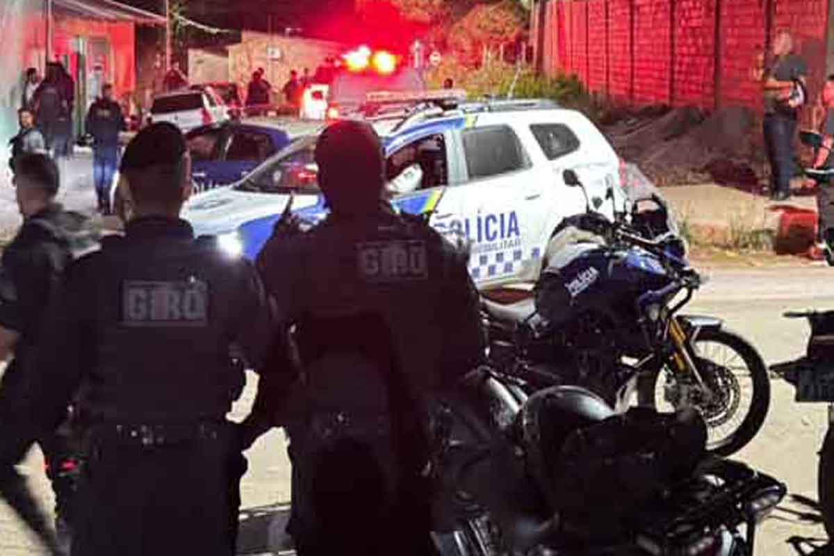 Polícia Militar captura três foragidos na zona leste