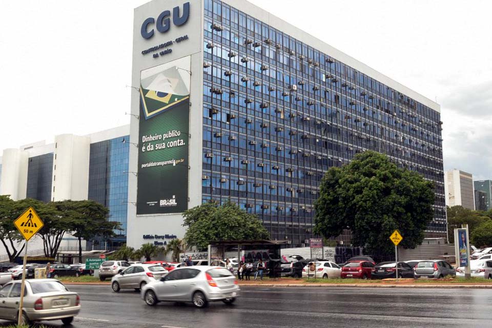 CGU encontra distorções contábeis de R$ 202 bi na gestão de Bolsonaro