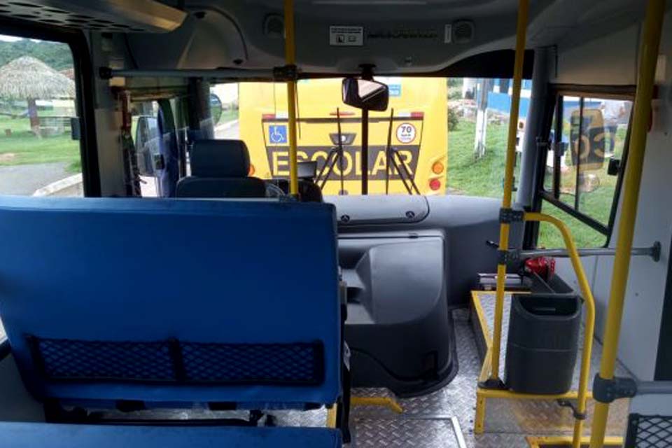 Aquisição de ônibus escolares ao Centro Técnico Abaitará facilitará acesso de alunos na região