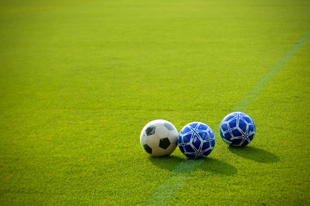 Patrocínios de apostas no futebol crescem no mundo enquanto Brasil fortalece regulação do setor