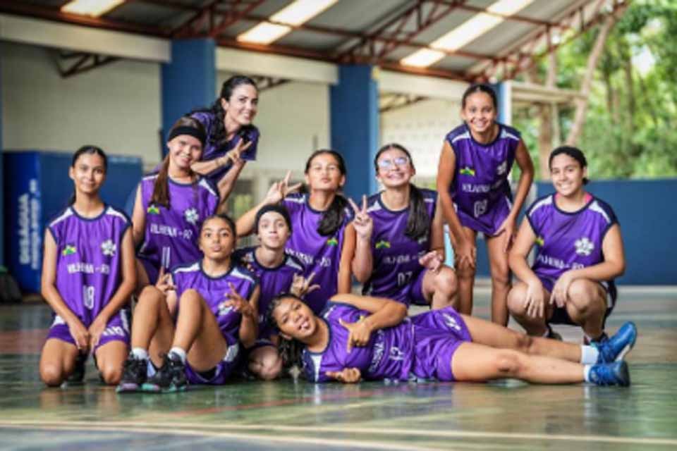 Alunas de escola pública de Vilhena ganham medalha de bronze no basquete infantil