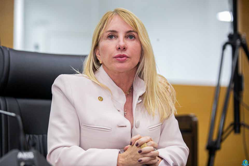 Ieda Chaves propõe doação de imóvel à Associação Pestalozzi em Guajará-Mirim