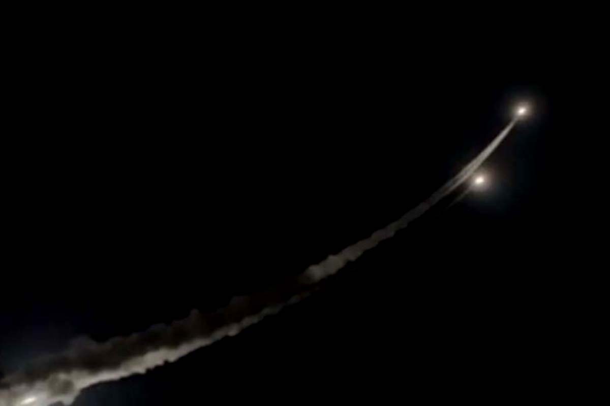 Mísseis do Irã atingem Israel após anúncio de trégua de Trump