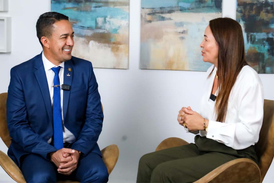 Deputado Eyder Brasil homenageia cerca de 400 jornalistas com Voto de Louvor