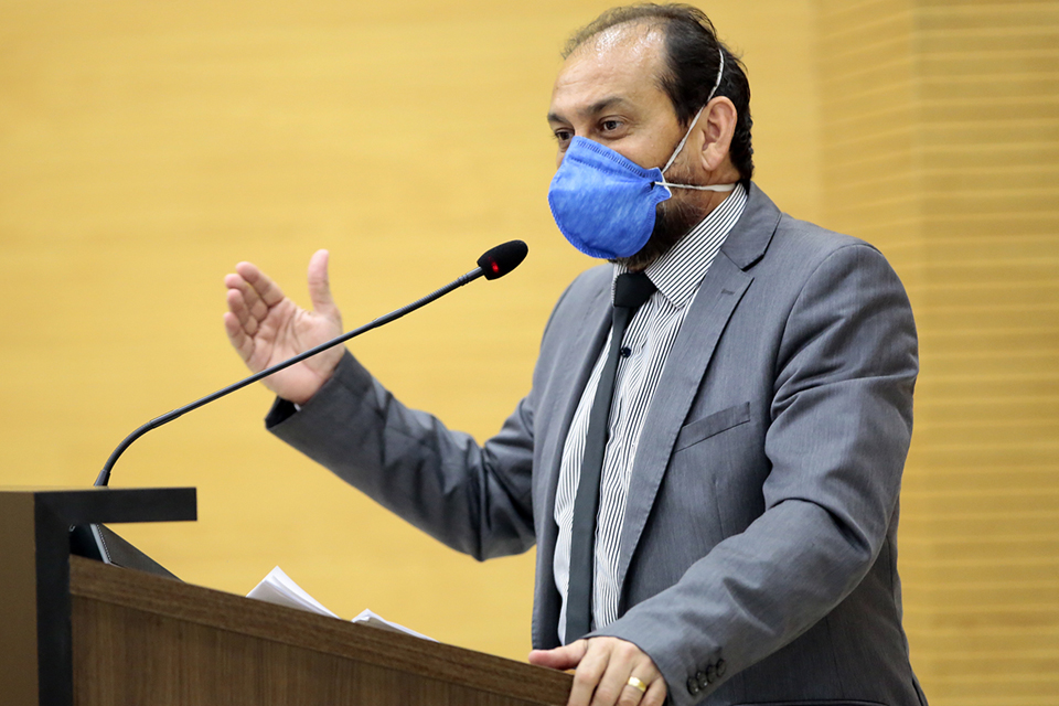 Deputado Laerte Gomes pede ao DER e ao governador a recuperação de rodovias no interior