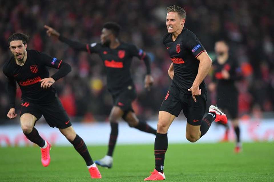 VÍDEO - Atlético de Madrid vence o Liverpool em Anfield e está classificado na Champions