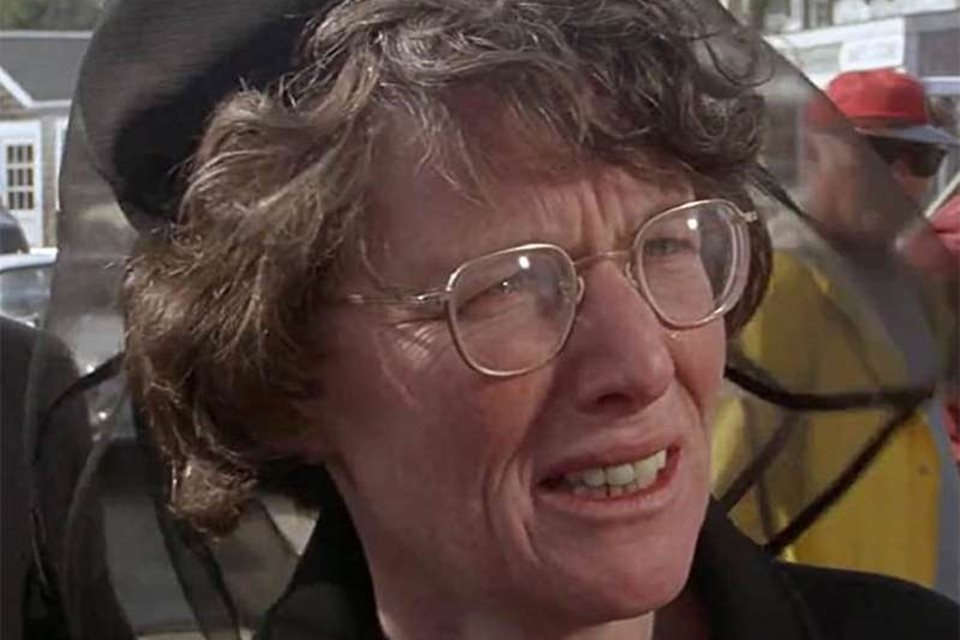 Morre Lee Fierro, atriz de 'Tubarão', vítima da Covid-19