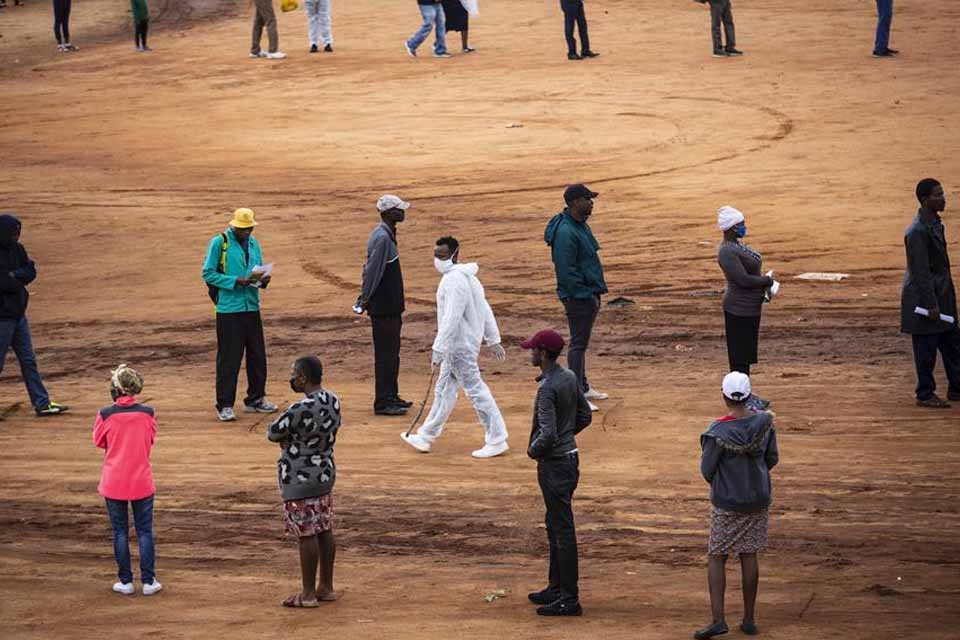 África com mais 301 mortos e 8.746 novos casos de Covid nas últimas 24h